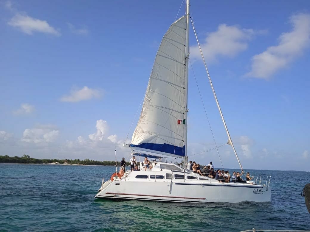 Catamaran Reef & Snorkel at Maroma