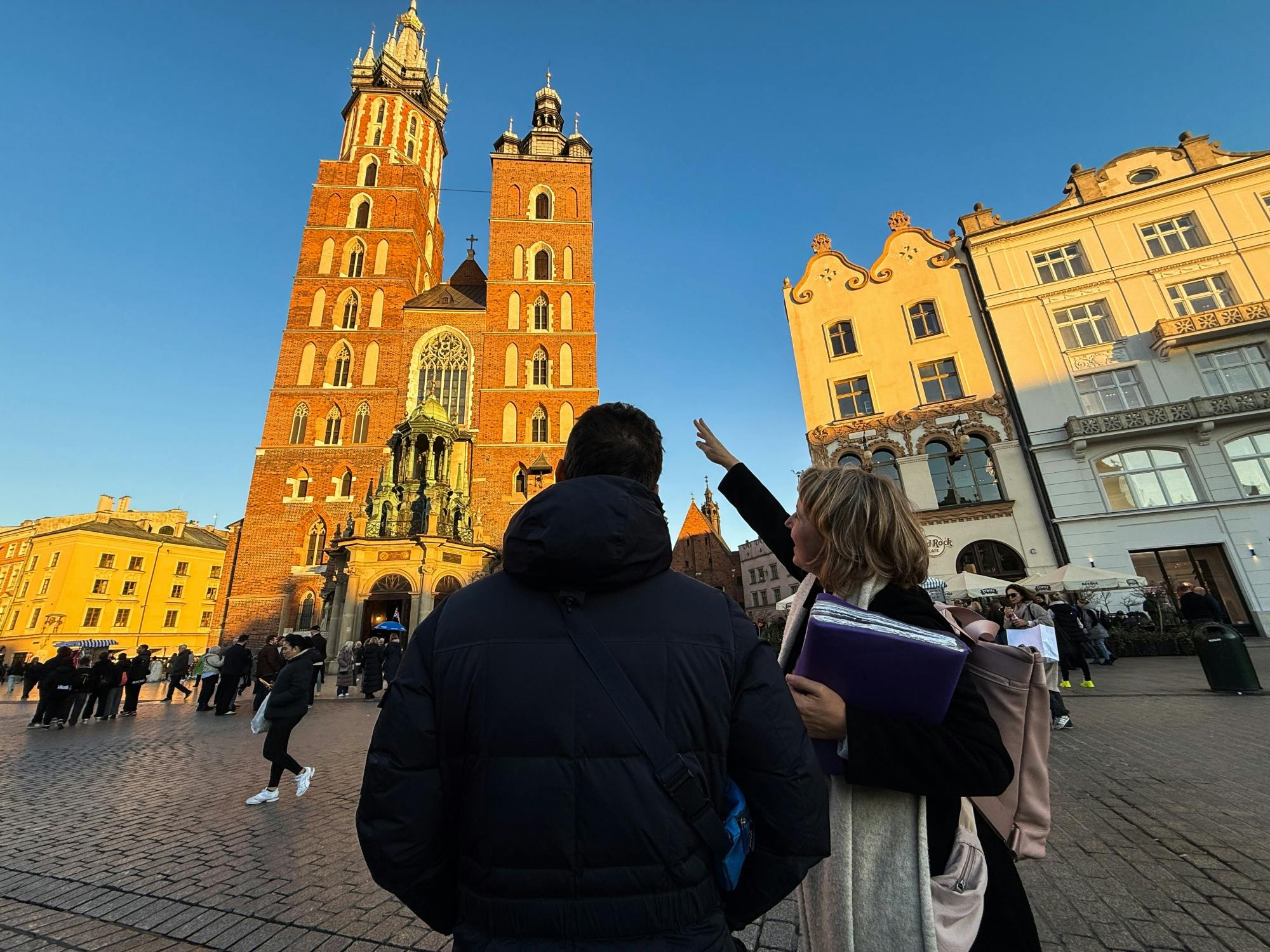 Wawel Hill and Old Town Guided Tour with St.Mary's Church Entrance