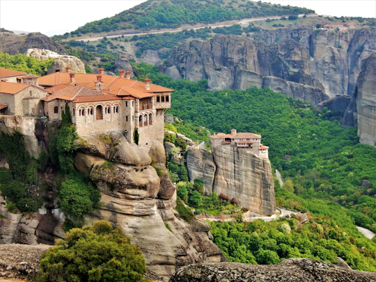 Meteora Monasteries full-day tour from Thessaloniki with local guide