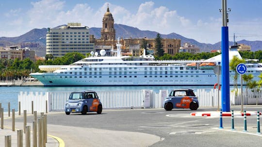 Excursão ecológica às Grutas do Tesouro em carro elétrico em Málaga