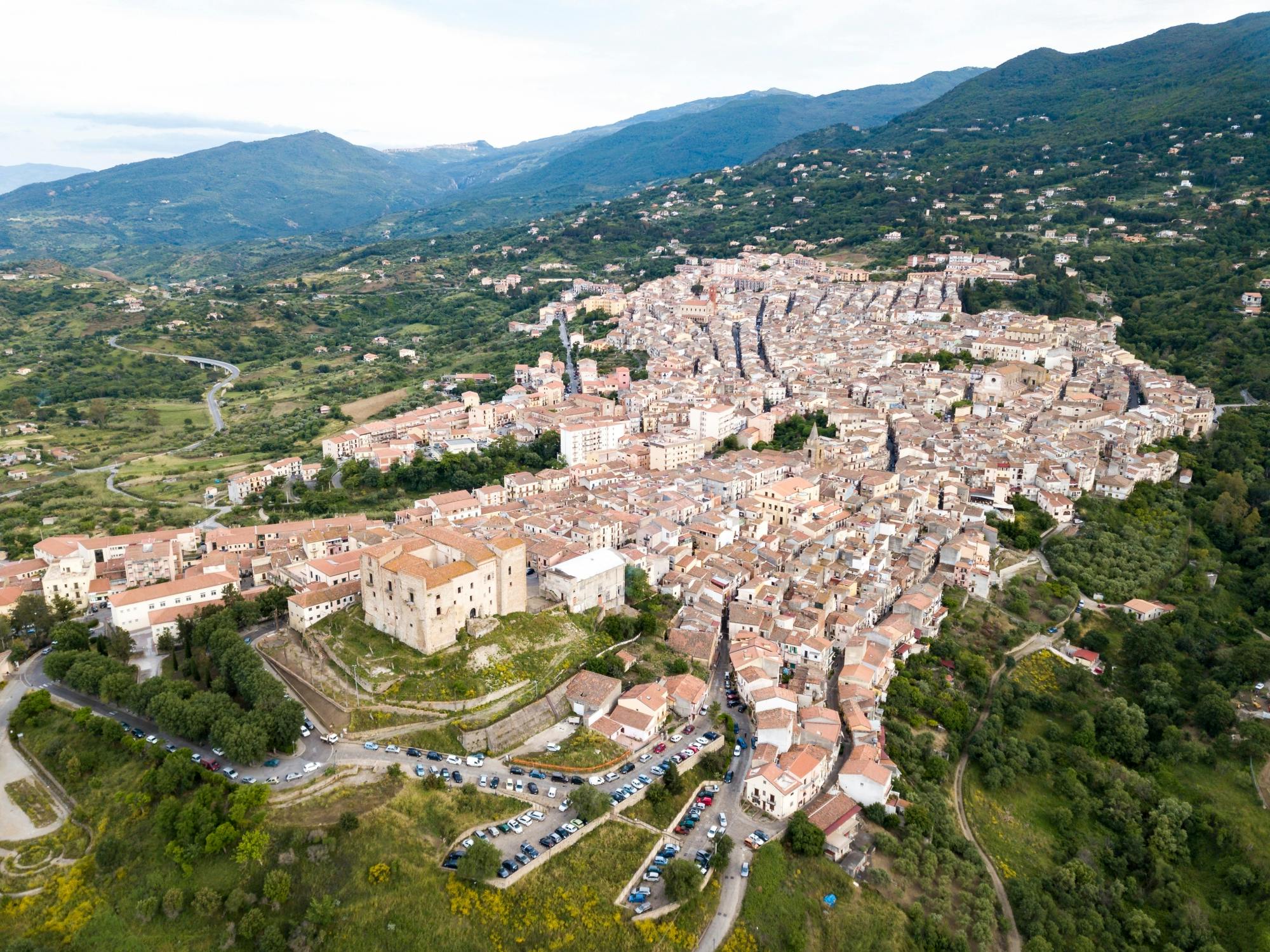 Castelbuono visit and Sicilian dinner in the Madonie Mountains