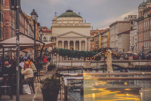 Half-day guided tour of Trieste with panoramic bus tour