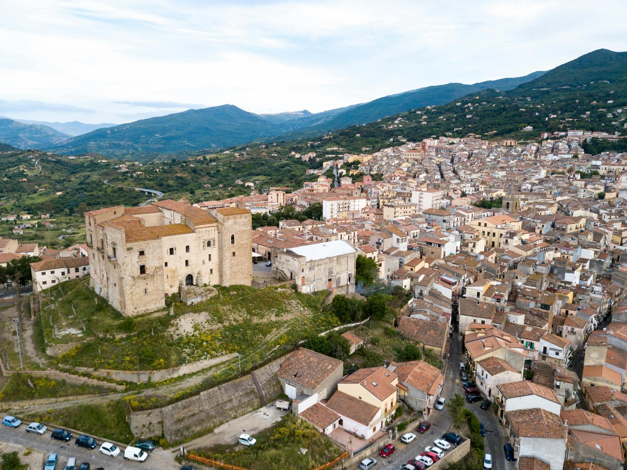 Castelbuono visit and Sicilian dinner in the Madonie Mountains
