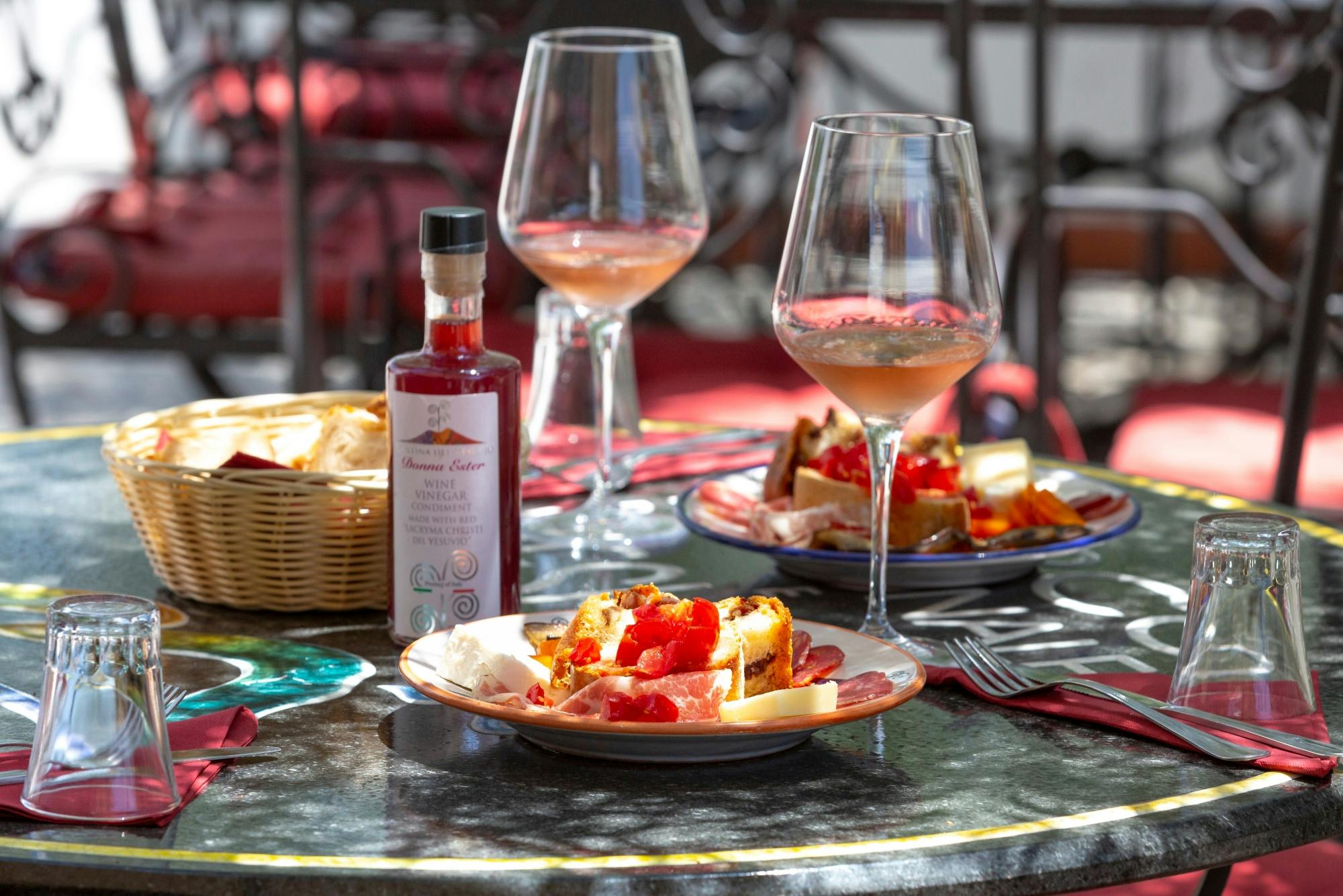 Mount Vesuvius crater tour with authentic lunch at a vineyard