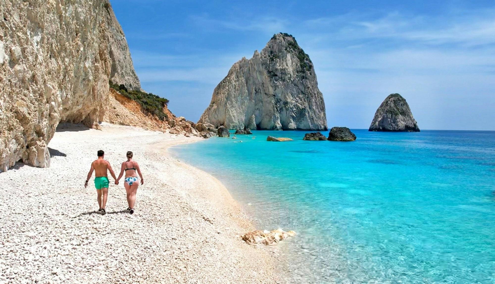 Glass-bottom boat tour of southern Zante’s highlights