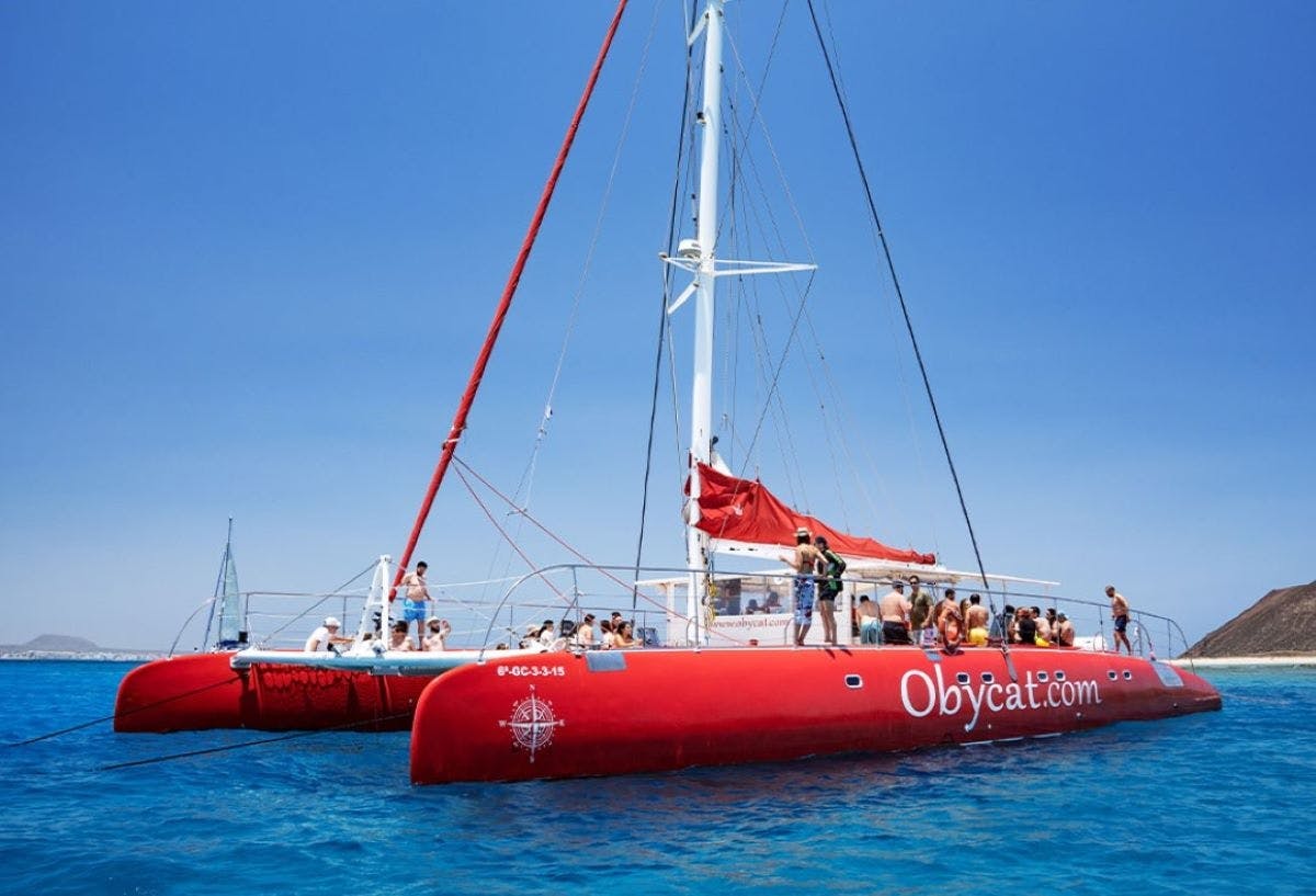 Lobos island sailing trip from South Fuerteventura with lunch