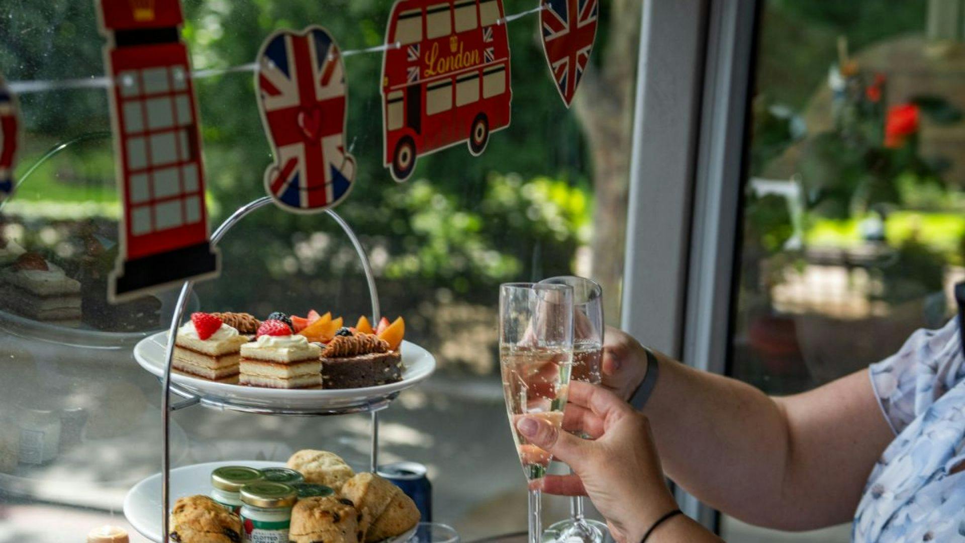 Té de la tarde en autobús con el London Eye opcional