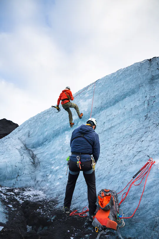 Avventura sul ghiacciaio di Sólheimajökull con arrampicata su ghiaccio opzionale