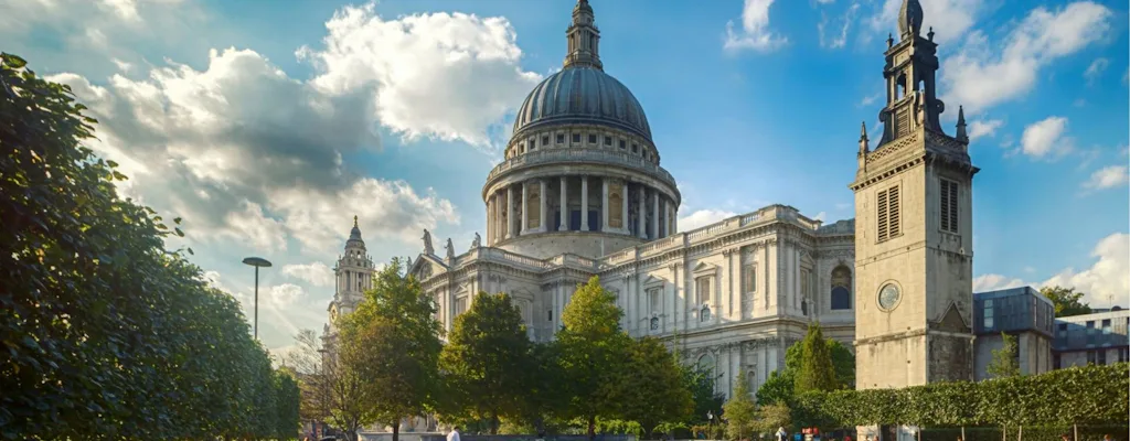 St Paul's Cathedral in London, one of the main stops on the Crown Jewels and River Thames tour