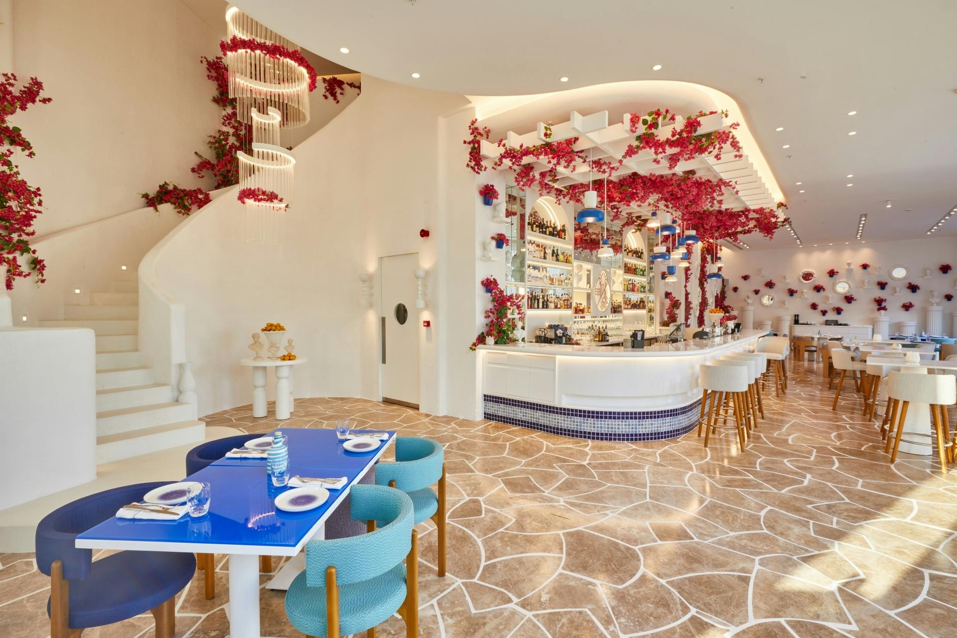 Greek‑inspired dinner with music in Antalya
