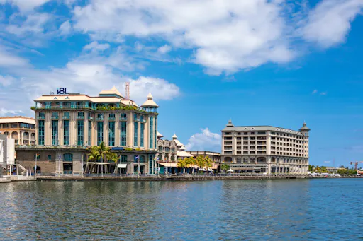 Port Louis city tour with botanic garden and oceanarium visit