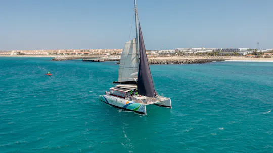 Gita di un giorno in ecocatamarano a Boavista da Sal
