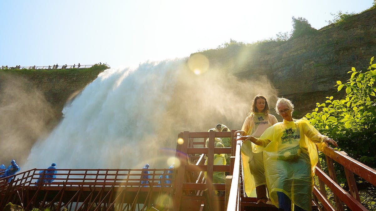 Niagara Falls tour vanaf een hele dag met Amerikaanse en Canadese kant