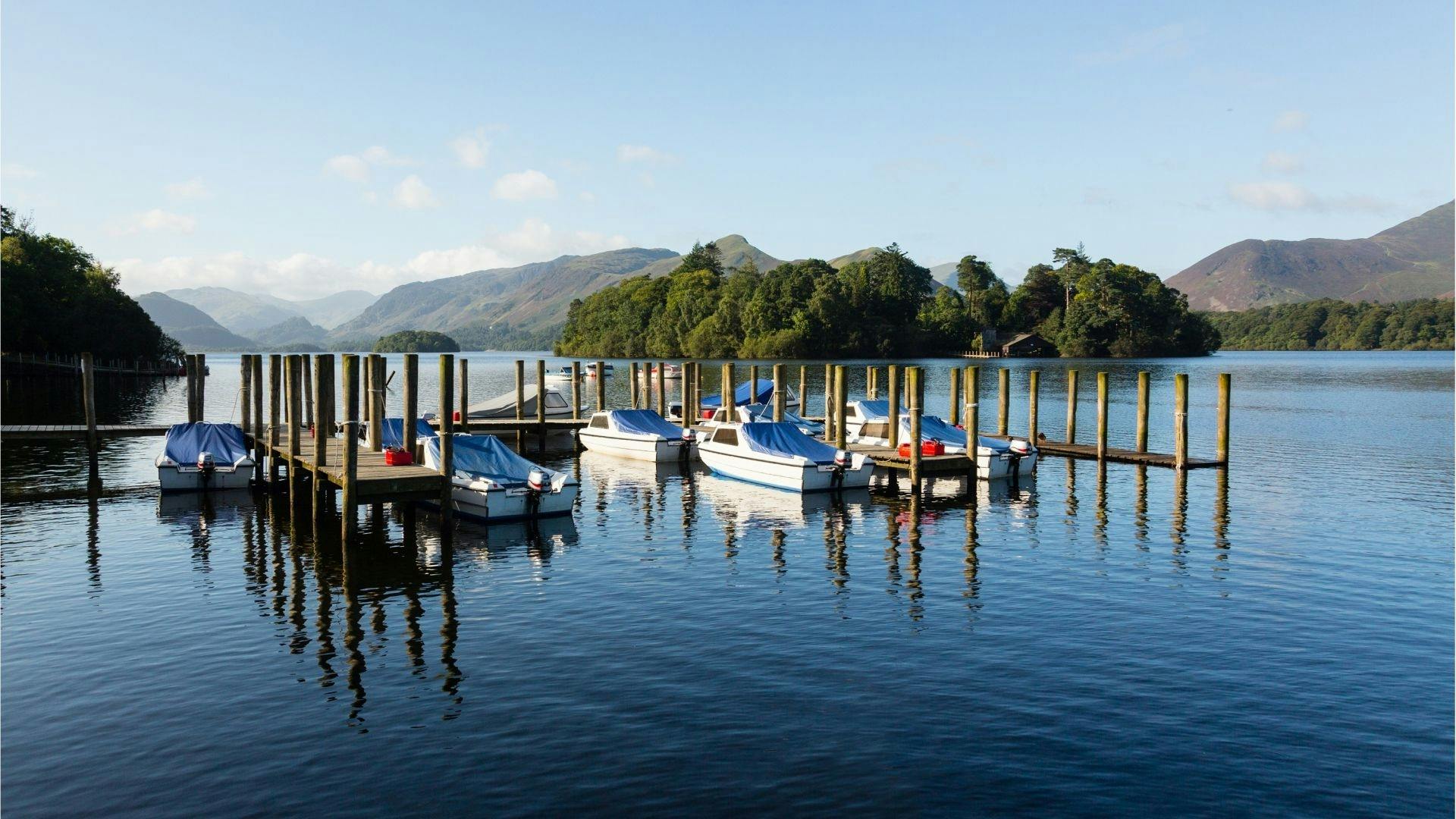 The Lake District Rail Tour from London with Cream Tea and Cruise
