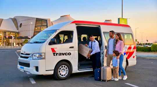 Privater Transfer vom oder zum Flughafen Hurghada innerhalb von Magic Life Kalawy Bay
