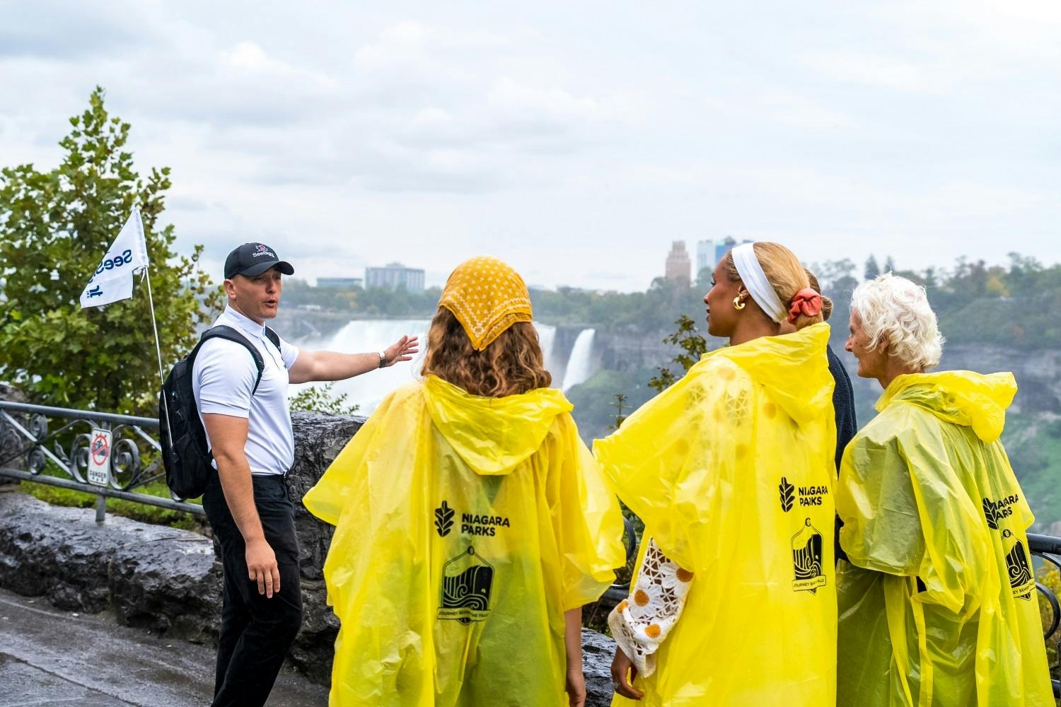 Visite à pied des chutes du Niagara au Canada