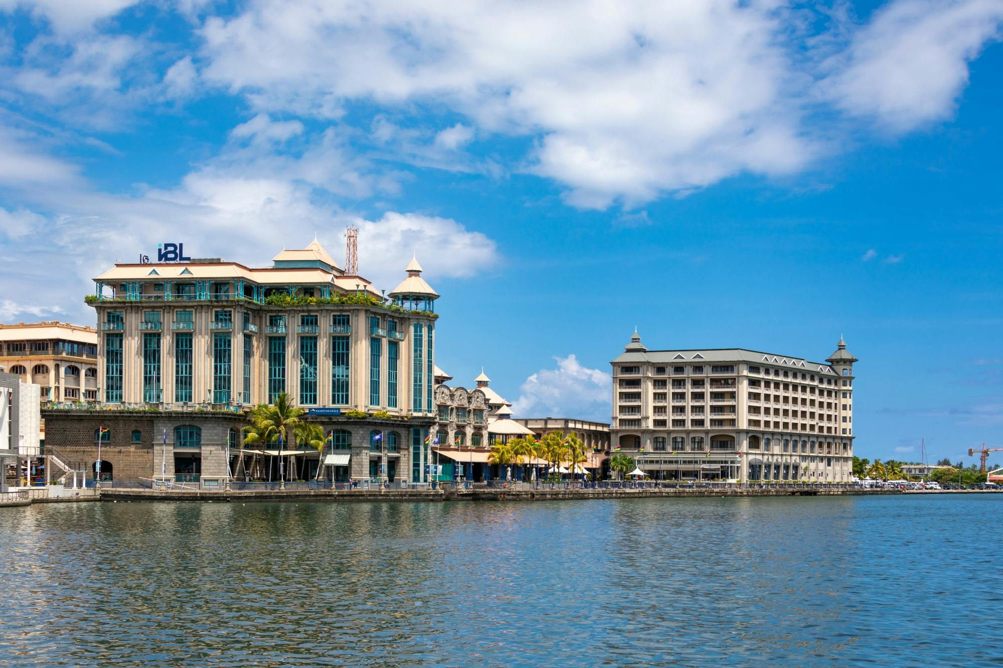 Port Louis city tour with botanic garden and oceanarium visit