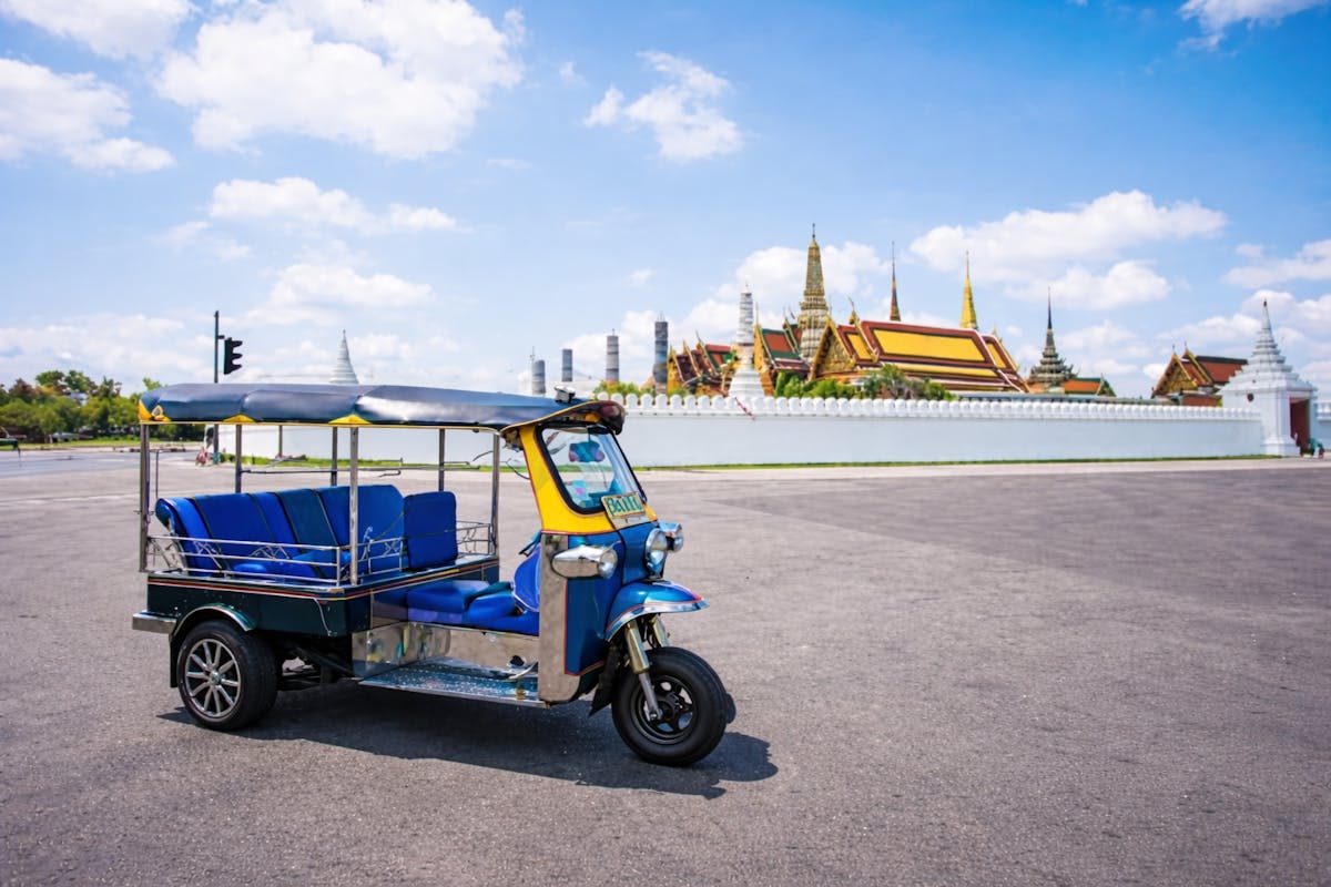 Halve dag Bangkok tour naar Grand Palace en tempels met openbaar vervoer