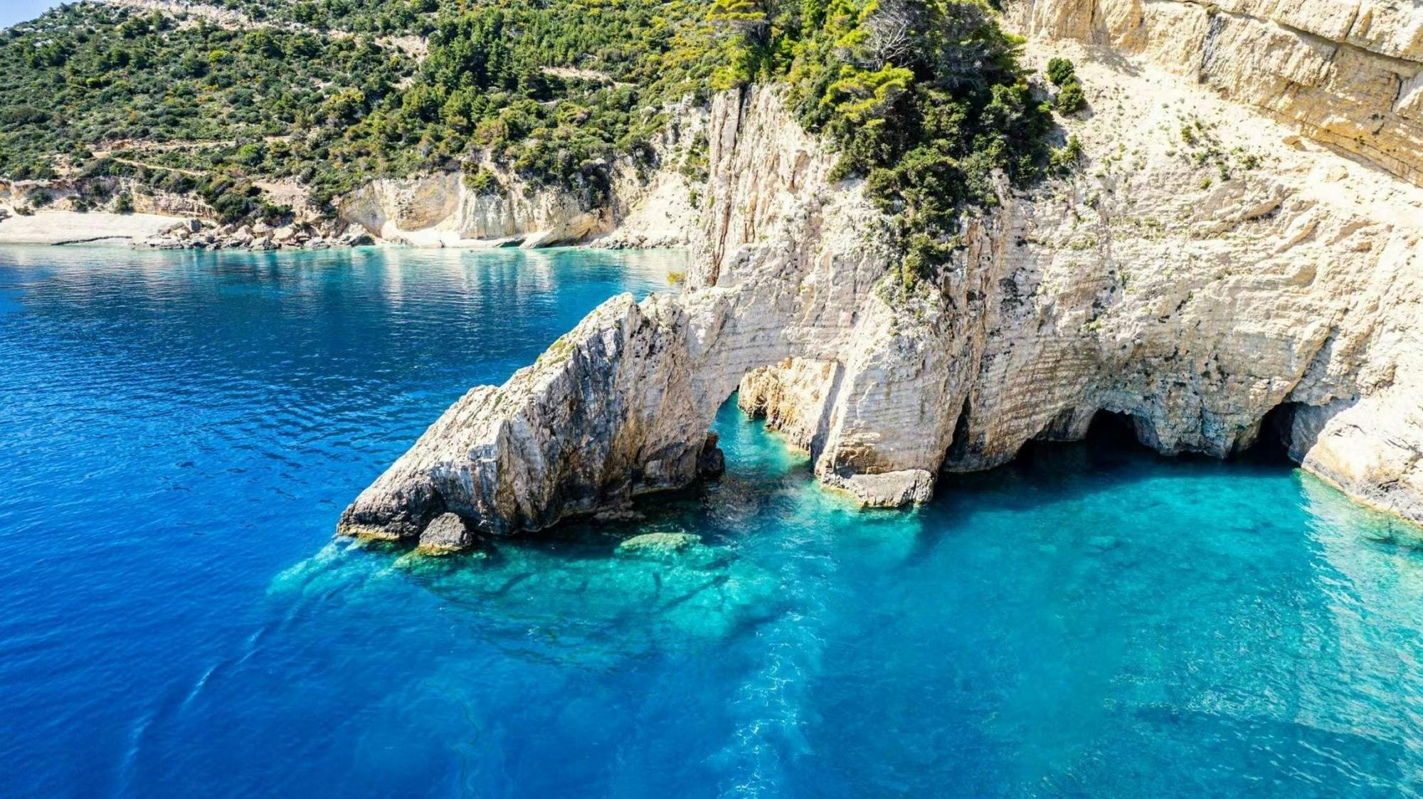 Glass-bottom boat tour of southern Zante’s highlights