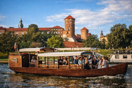 Cruzeiro privado no Vístula em uma gôndola tradicional