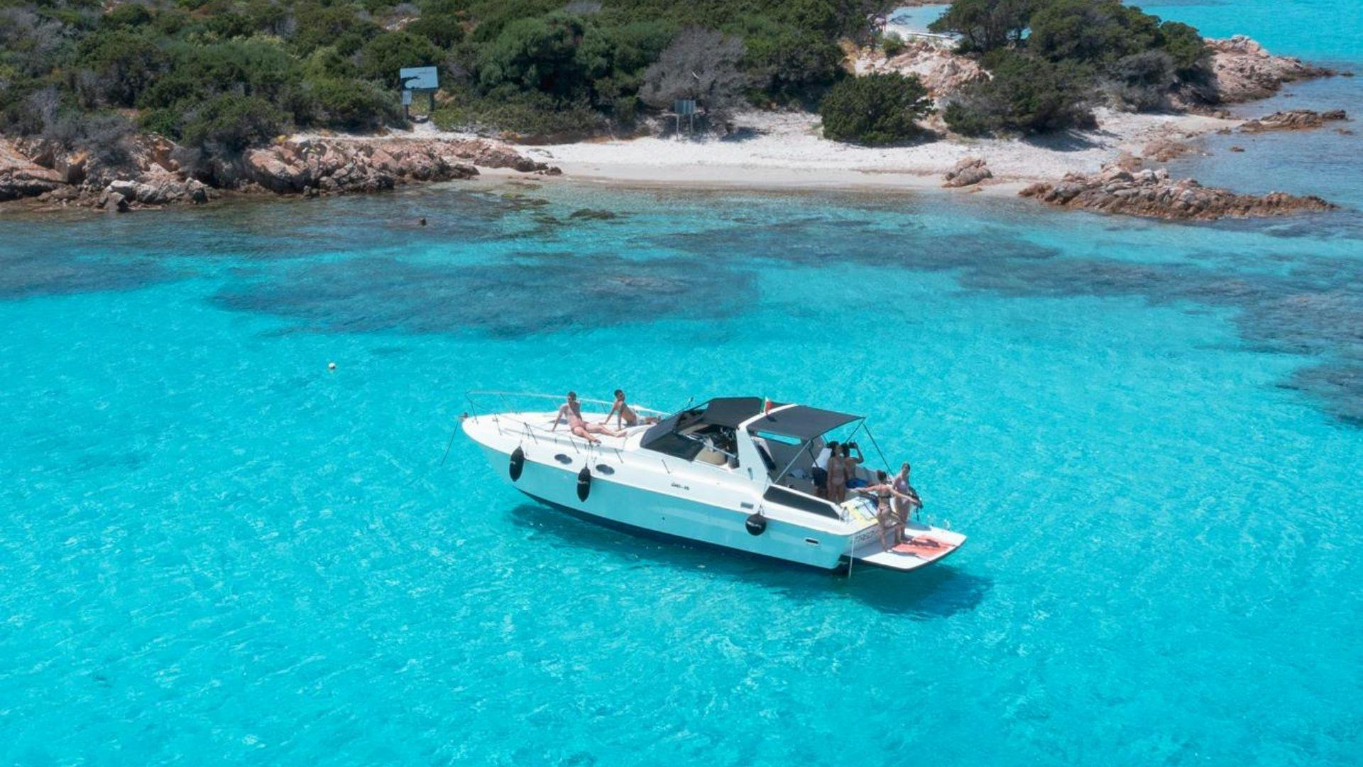 Boat Tour in the La Maddalena Archipelago From Palau