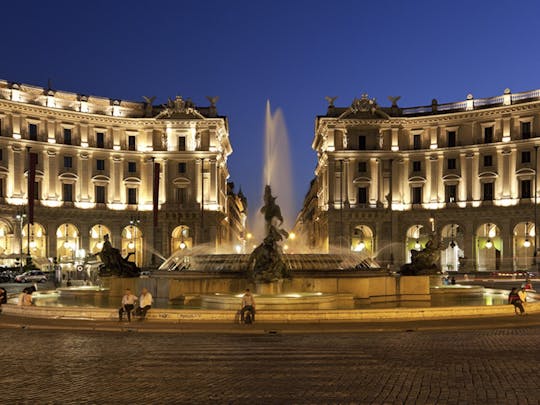 Tour notturno in autobus scoperto di Roma