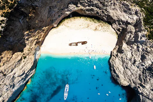 Blue Caves & Smuggler's Cove Boat Tour