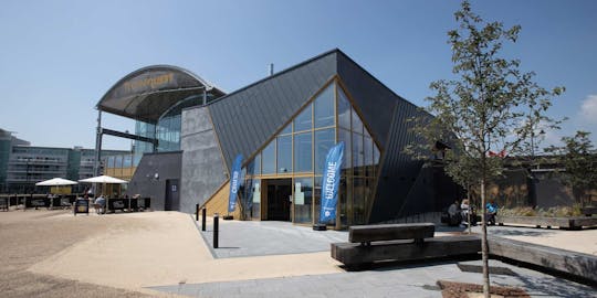 Audio guide to Cardiff Bay’s Whoniverse film locations