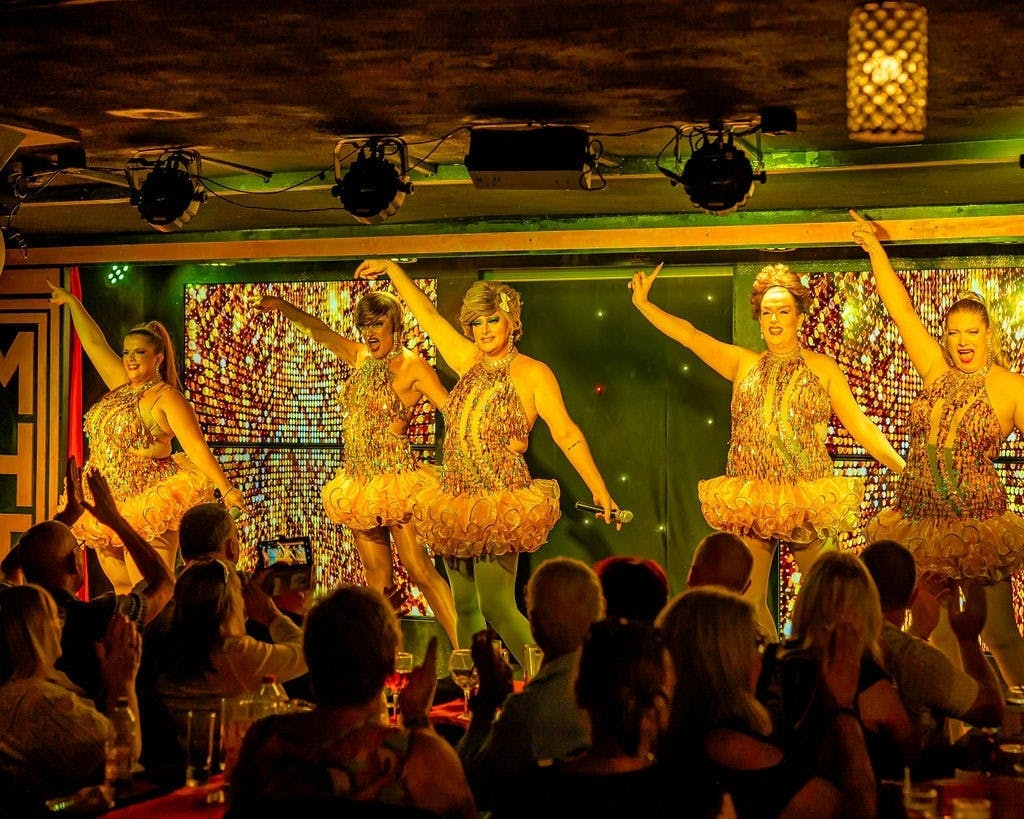Gran Canaria komedie dragshow met diner en transfer