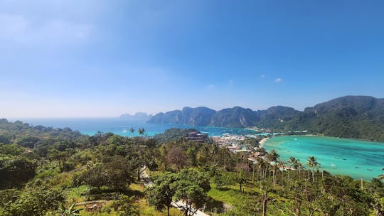 Excursion d'une journée en hors-bord dans les îles Phi Phi avec repas le midi buffet