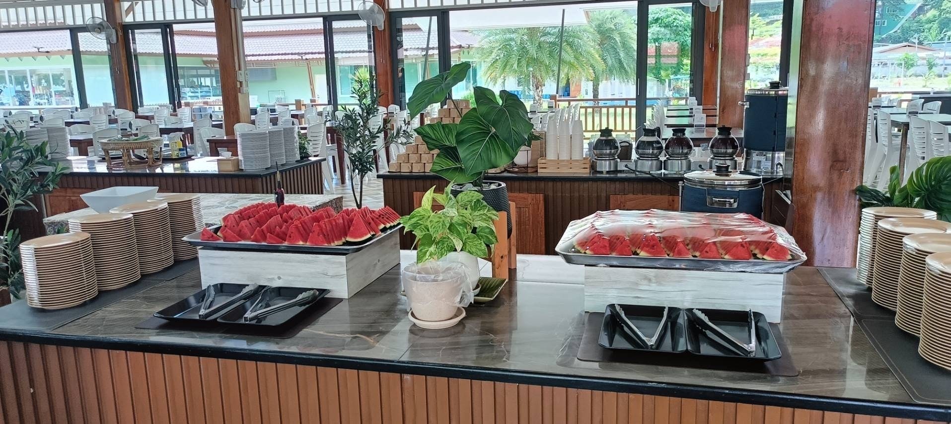 Full-day Phi Phi Islands speedboat tour with buffet lunch