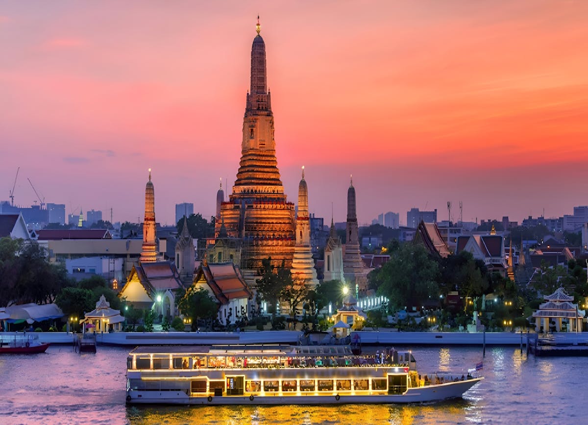 Crociera Con Cena A Bangkok Con Visita Alla Città E Cena A Buffet