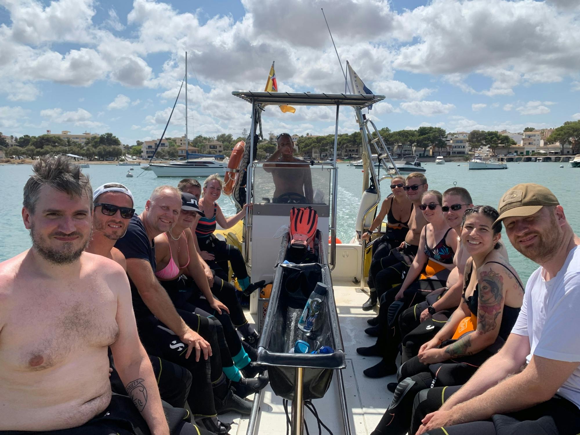 Discover scuba diving by boat with Skualo Portocolom