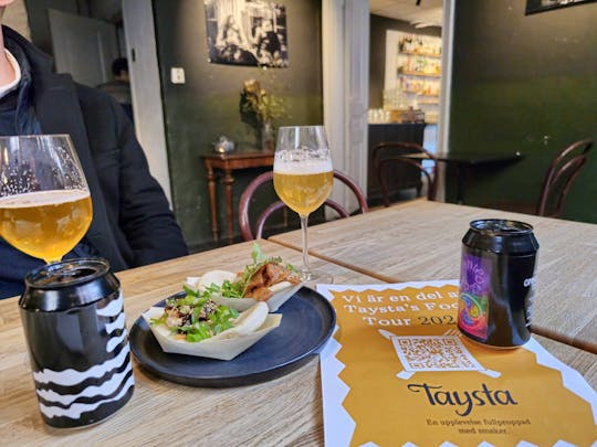 Visite gastronomique autoguidée de Stockholm avec quatre arrêts dégustation