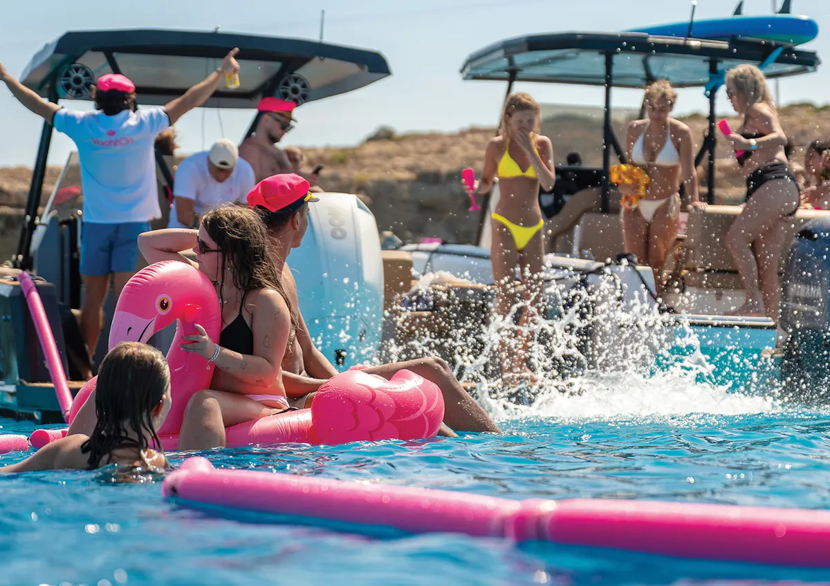 YachtOn Sunset Experience with DJ