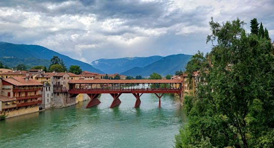 Tour de Bassano del Grappa e Soave na Itália com degustação de vinhos