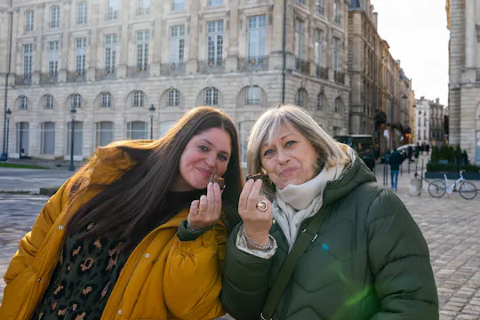 Bordeaux afternoon wine, cheese and sweets food tour