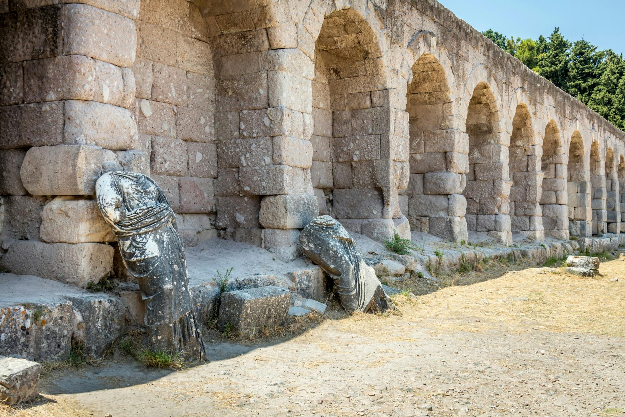 Kefalos and Zia tour including wine and honey tastings