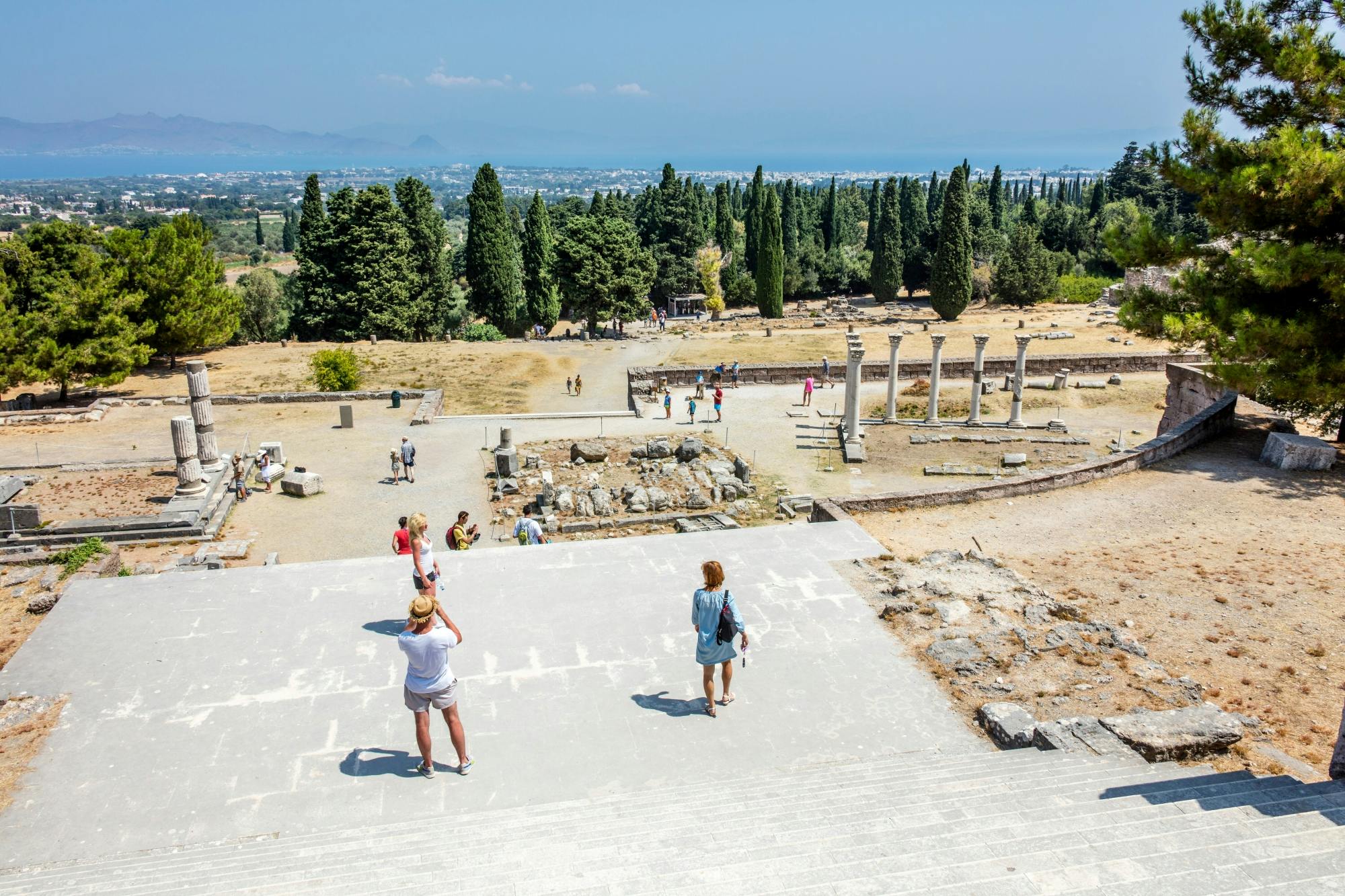 Kefalos and Zia tour including wine and honey tastings