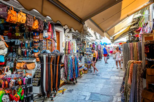 Guided tour of Kos Town, Asclepeion and Zia with wine-tasting