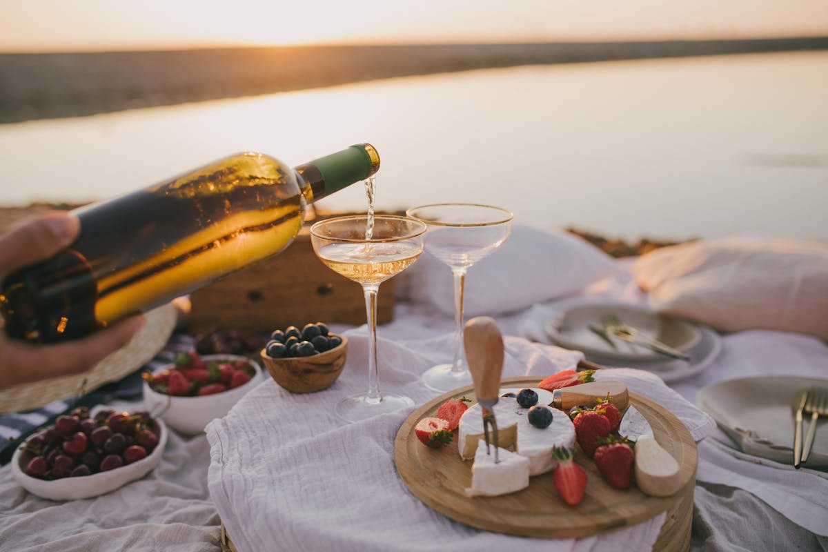 Tour romantico al tramonto con spumante e vista mozzafiato