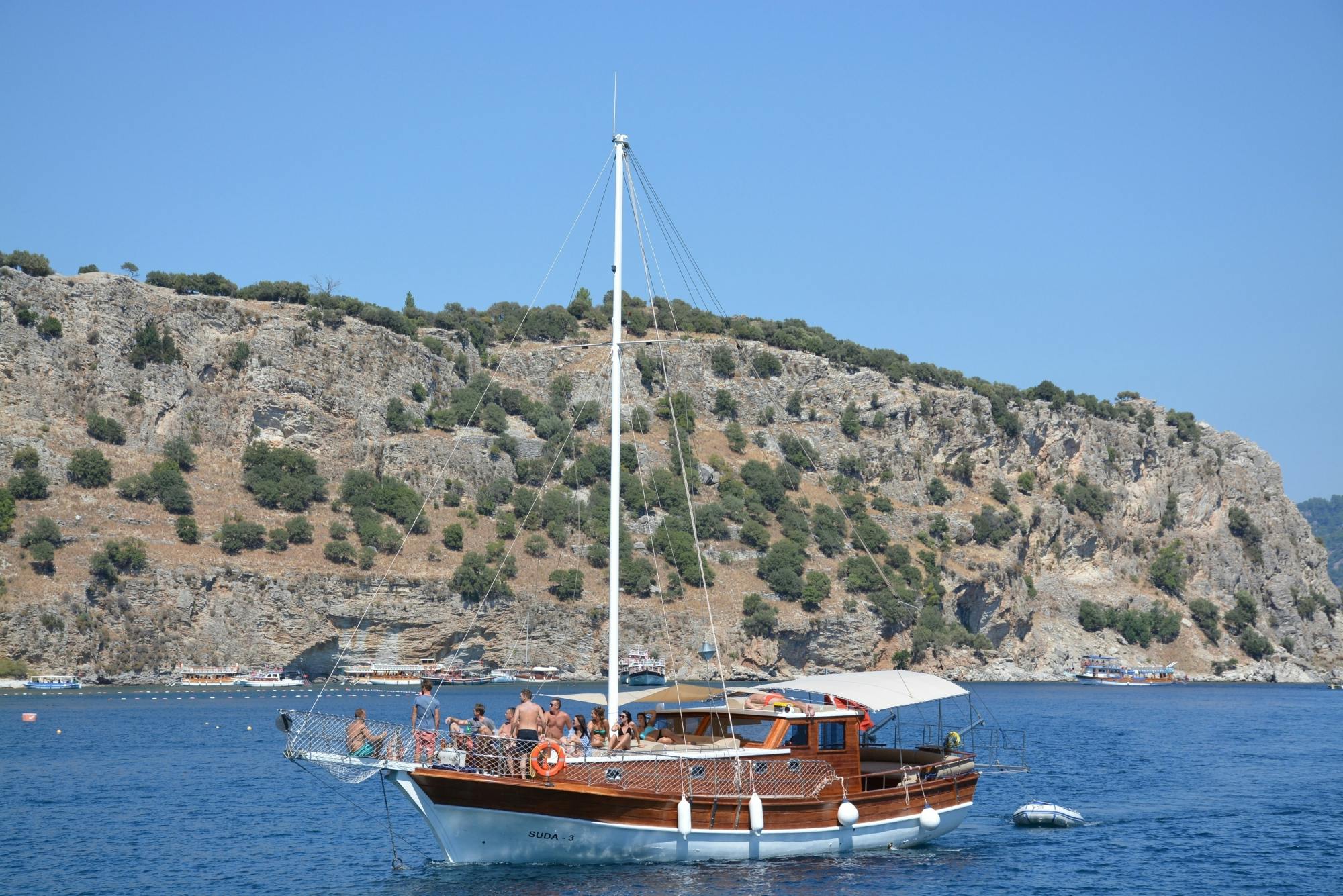 Small-group gulet cruise with lunch and swimming from Turunç