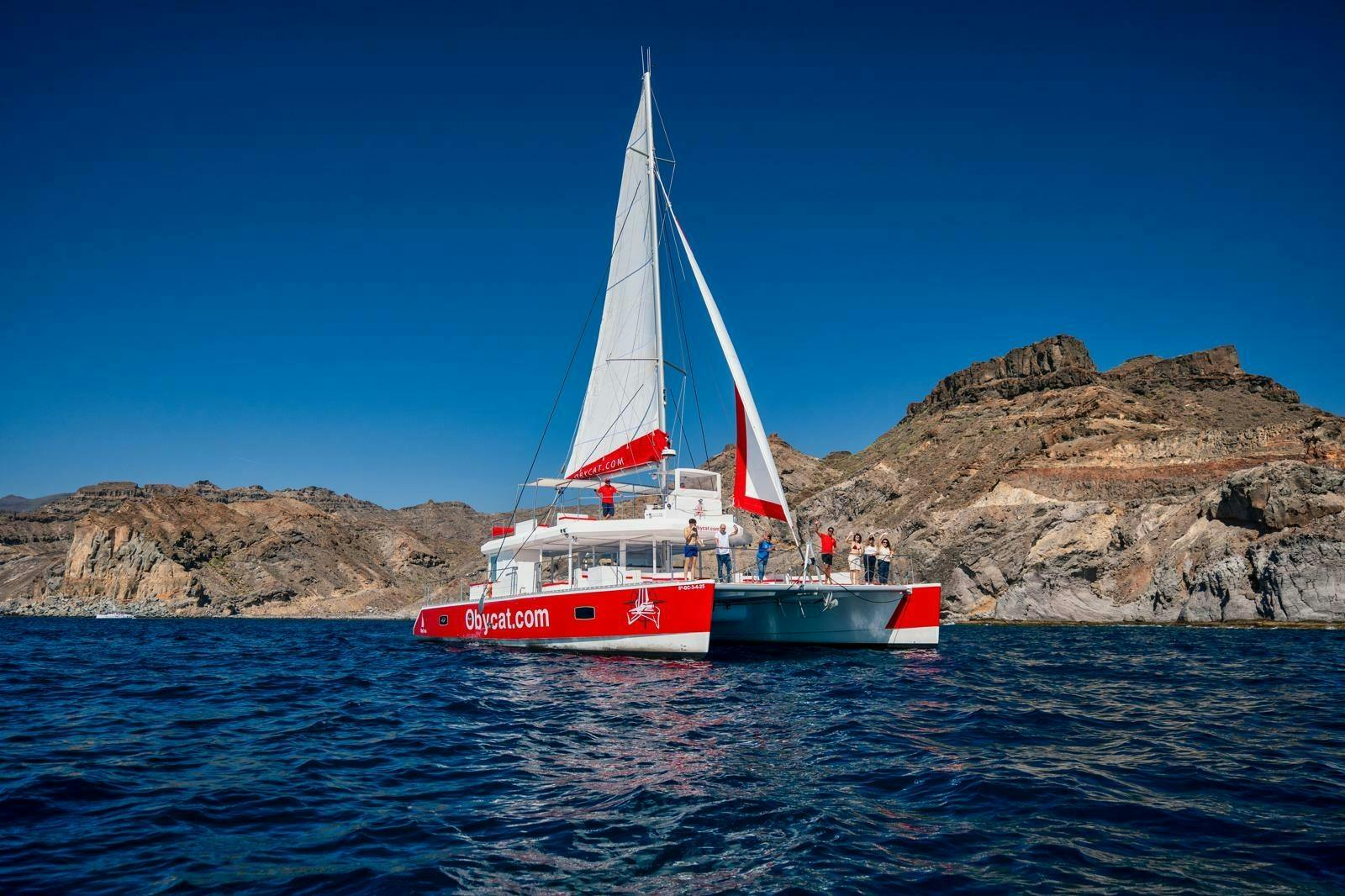 Sole, mare e orgoglio: Crociera in catamarano Oby LGBT+ Friendly a Gran Canaria