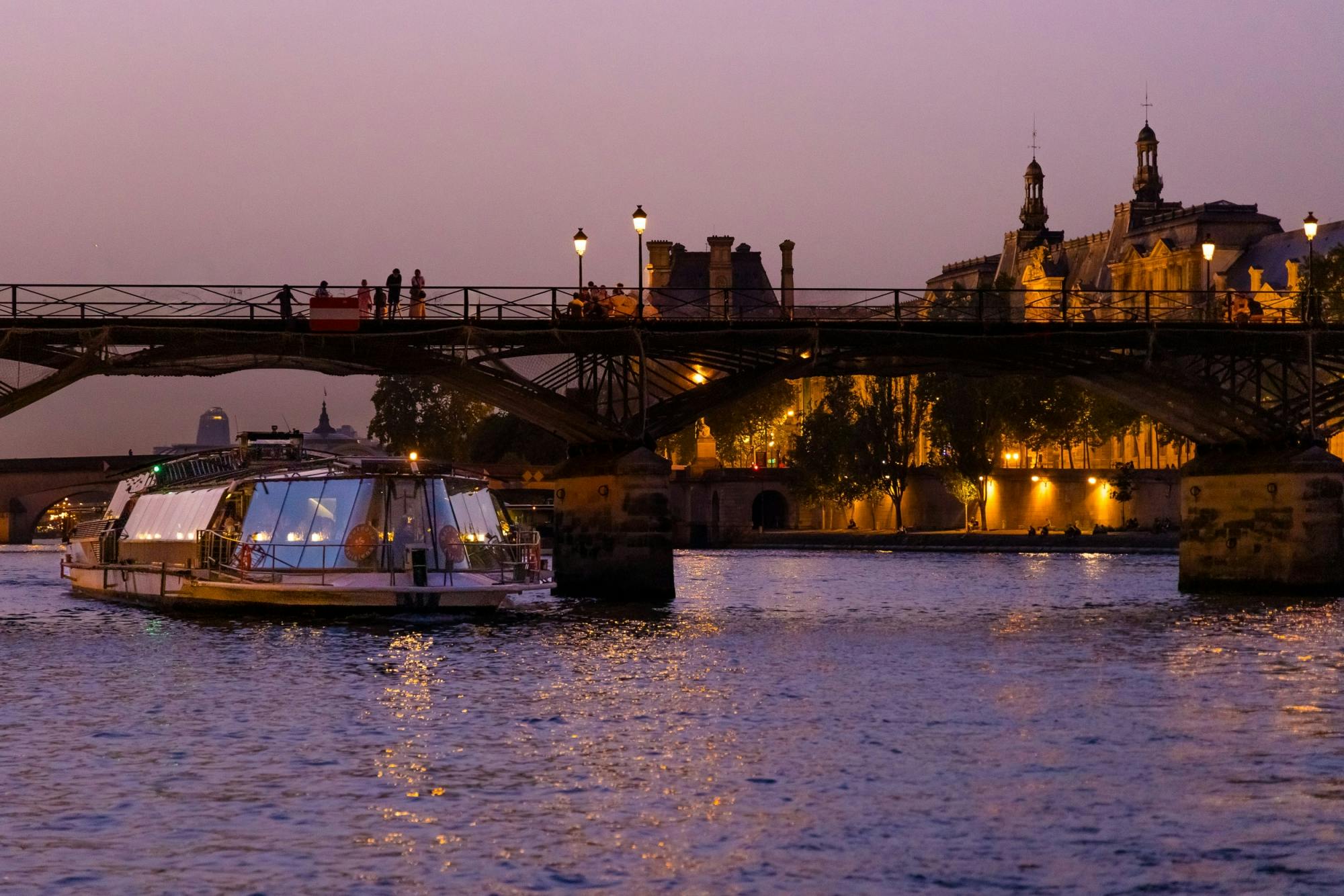 Dinner cruise on the river Seine