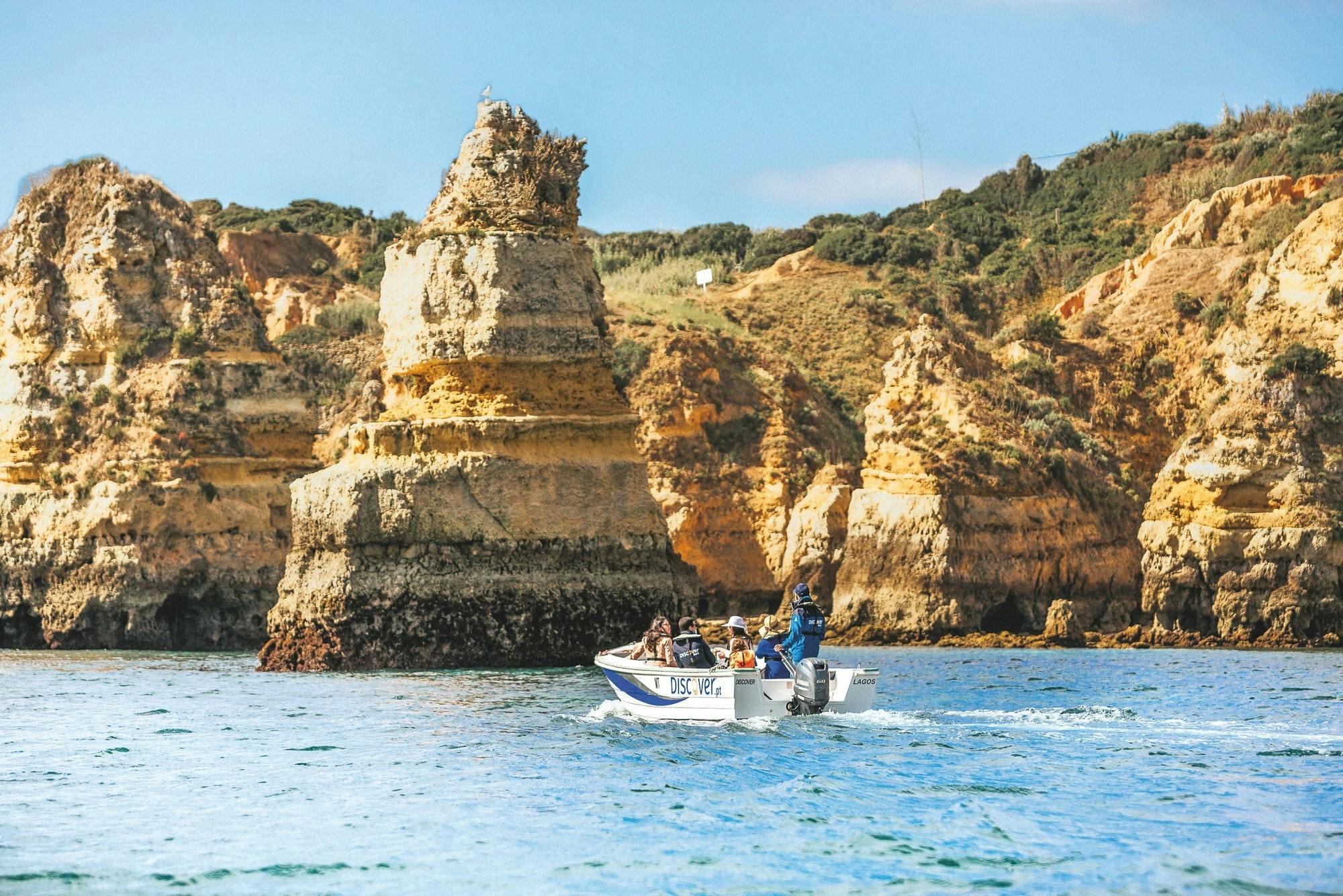 Algarve catamaran cruise to Ponta da Piedade