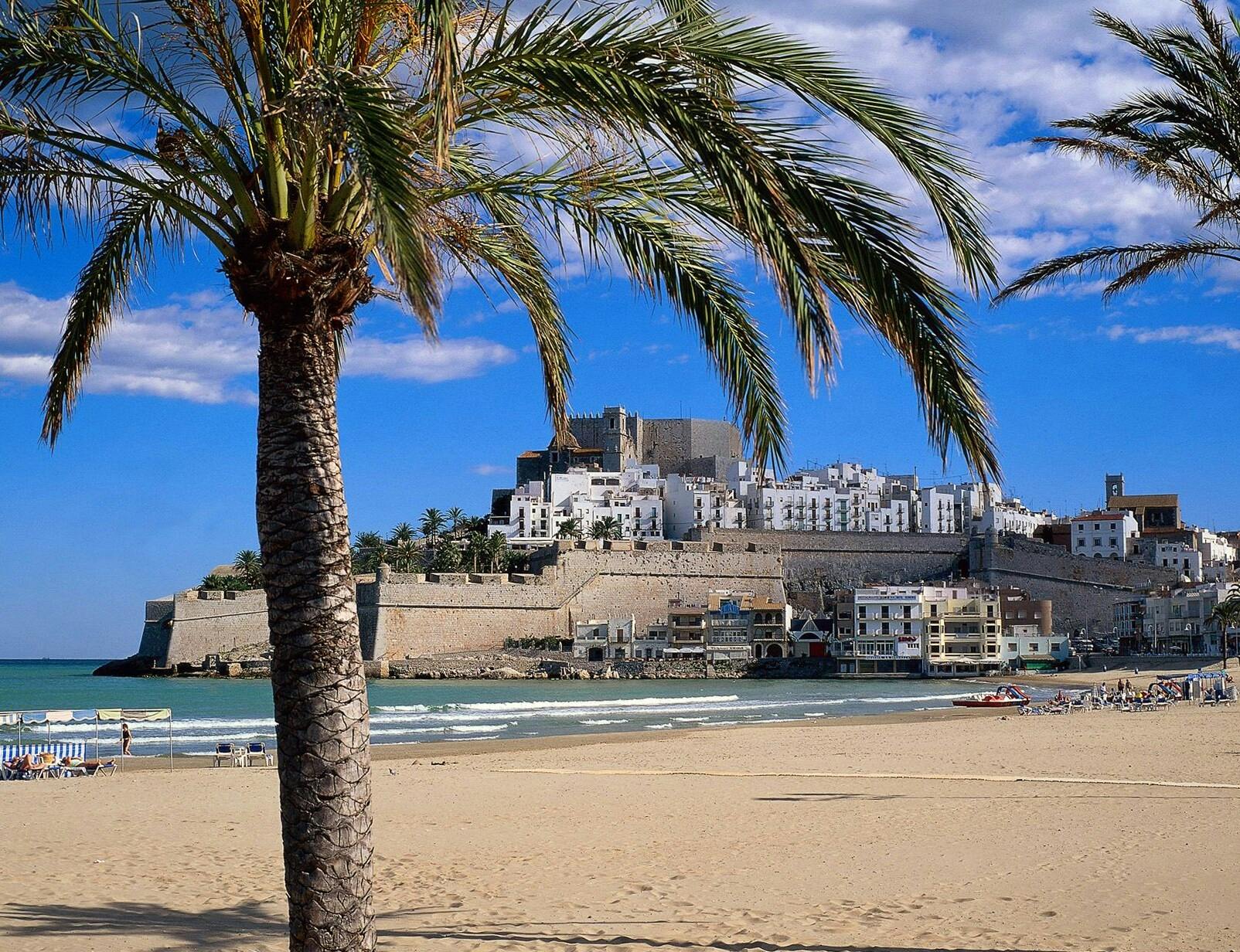 Tour to Peñiscola and Ebro Delta