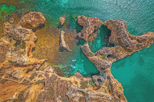 Rejs motorówką Algarve do jaskiń Ponta da Piedade z Lagos