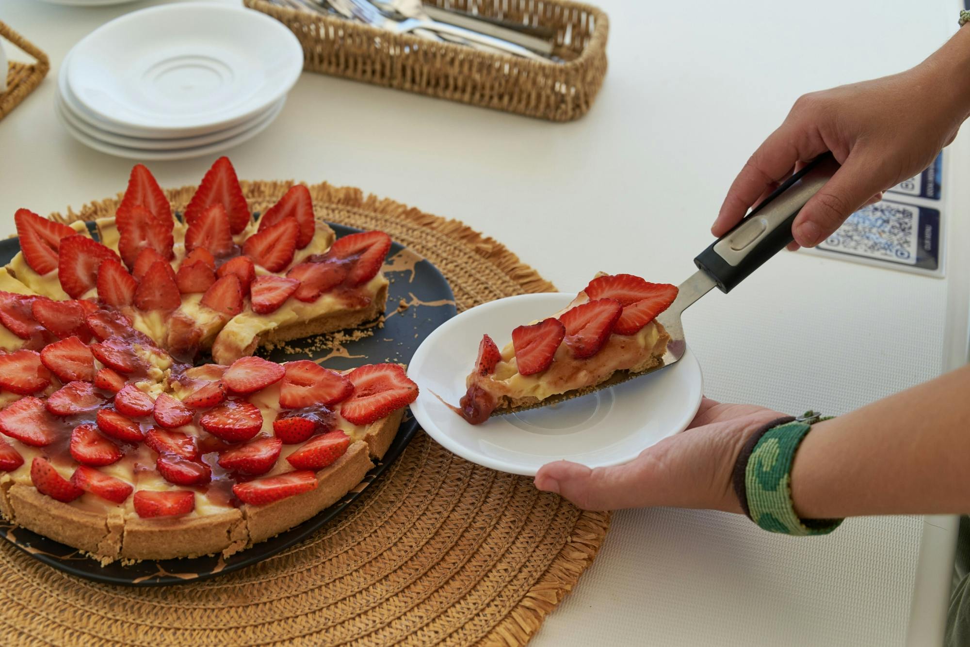 Afternoon catamaran cruise to Chrissi Island with dinner