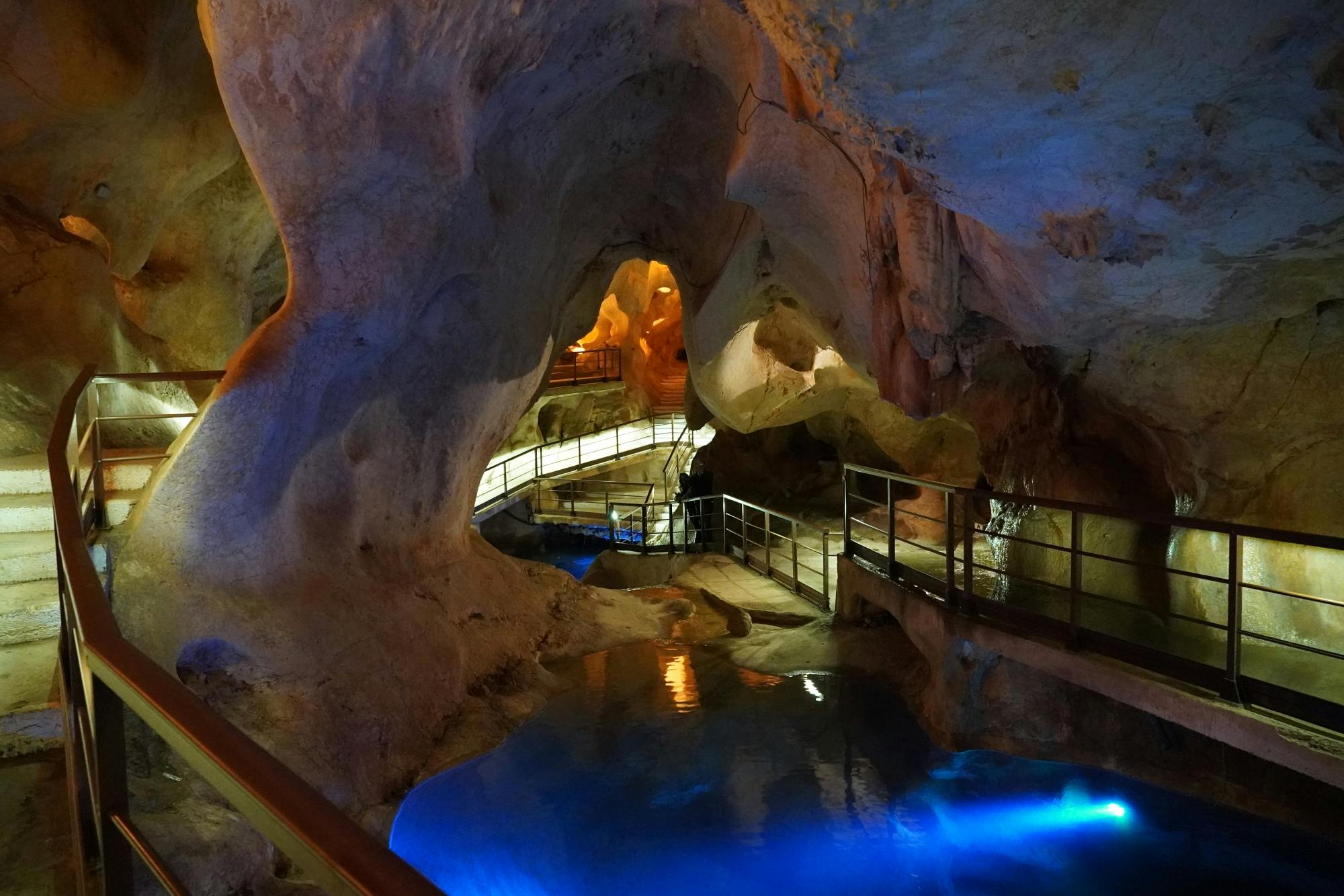 Treasure Caves eco-friendly tour by electric car in Malaga