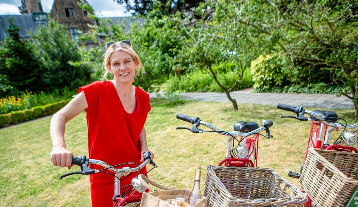 Begeleide retro fietstour naar de verborgen juweeltjes vanaf Brugge